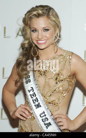 Danielle Doty (Miss Teen USA 2011) im Ankunftsbereich für offizielle 2012 Miss USA Festzug After-Party im LAVO, LAVO Restaurant und Nachtclub The Palazzo, Las Vegas, NV 3. Juni 2012. Foto von: James Atoa/Everett Collection Stockfoto