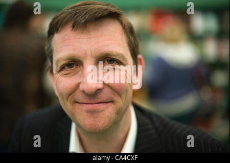 Mark Easton, Home-Editor von BBC News, abgebildet auf der Telegraph Hay Festival 2012, Hay-on-Wye, Powys, Wales, UK. Bildnachweis: Jeff Morgan / Alamy Live News Stockfoto