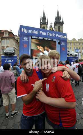 Hyundai Fan Park Praha 2012 für Fußball-EM 2012 eröffnet für Fans auf dem Altstädter Ring in Prag, Tschechien am 8. Juni 2012. (CTK Foto/Vit Simanek) Stockfoto