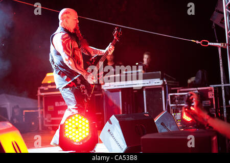 ZAGREB, Kroatien, 8. Juni 2012. Kerry King (Gitarre) von der Band Slayer erklingt in Rokaj (Trans: Rock!) Festival in Zagreb, Kroatien. Stockfoto