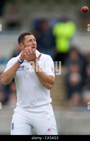 VEREINIGTES KÖNIGREICH. 06.09.2012 Birmingham England. Tim Bresnan am dritten Tag des Spiels im dritten Investec Cricket Test zwischen England und Westindien, gespielt auf Edgbaston Cricket Ground. Obligatorische Kredit: Mitchell Gunn. Stockfoto