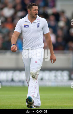 VEREINIGTES KÖNIGREICH. 06.09.2012 Birmingham England. Tim Bresnan am dritten Tag des Spiels im dritten Investec Cricket Test zwischen England und Westindien, gespielt auf Edgbaston Cricket Ground. Obligatorische Kredit: Mitchell Gunn. Stockfoto