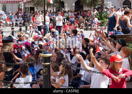 Gibraltar, Großbritannien. Montag, 11. Juni 2012. Prinz Edward, königliche Hoheit der Graf und Gräfin von Wessex besucht Gibraltar. Stockfoto