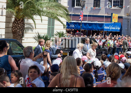 Gibraltar, Großbritannien. Montag, 11. Juni 2012. Prinz Edward, königliche Hoheit der Graf und Gräfin von Wessex besucht Gibraltar. Stockfoto