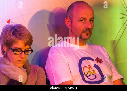 Paris, Frankreich, 30. Jahrestag der AIDS-Krise, Gay Men es Prävention Strategie öffentliche Sitzung Stockfoto