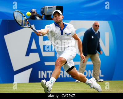 23.06.12 Devonshire Park, Eastbourne, ENGLAND: Andy Roddick (USA) Def Andreas Seppi(ITA) im Herren Single Finale 6-3 6-2 bei den AEGON INTERNATIONAL Turnier in Eastbourne 23. Juni 2012 Stockfoto