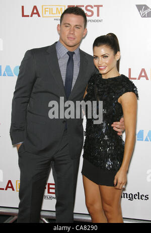 CHANNING TATUM & JENNA DEWAN-TATUM MAGIC MIKE. WELTPREMIERE AUF DER 2012 LOS ANGELES FILM FESTIVAL DIE INNENSTADT VON LOS ANGELES CALIF Stockfoto