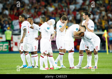 England-Teamgruppe (ENG), 24. Juni 2012 - Fußball / Fußball: UEFA EURO 2012 Viertelfinal-Fußballspiel zwischen England 2-0 Italien im Olympiastadion in Kiew, Ukraine. (Foto von D.Nakashima/AFLO) [2336] Stockfoto