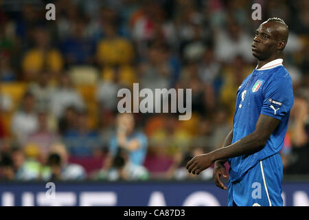 Mario Balotelli (ITA), 24. Juni 2012 - Fußball / Fußball: UEFA EURO 2012 Viertelfinal-Match zwischen England 0(2-4) 0 Italien Olympiyskiy-Stadion in Kiew, Ukraine. (Foto von Maurizio Borsari/AFLO) [0855] Stockfoto