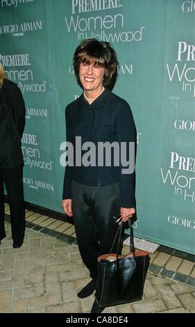 12. März 2008 - K20039FB. FRAUEN IN HOLLYWOOD LUNCHEON IM FOUR SEASON HOTEL LOS ANGELES 10-11-2000.NORA EPHRON. PHOT von FITZROY BARRETT - Fotos (Kredit-Bild: © Globe Photos/ZUMApress.com) Stockfoto