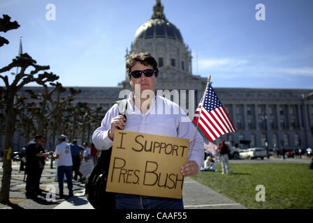 29. März 2003; San Francisco, CA, USA; "Unterstützung der Truppen" Rallye in San Francisco. Pro-Kriegs-Demonstration. Stockfoto