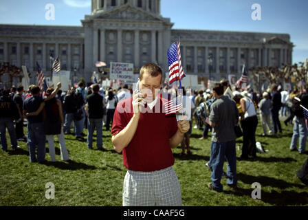 29. März 2003; San Francisco, CA, USA;   "Unterstützung der Truppen" Rallye in San Francisco. Pro-Kriegs-Demonstration. Stockfoto