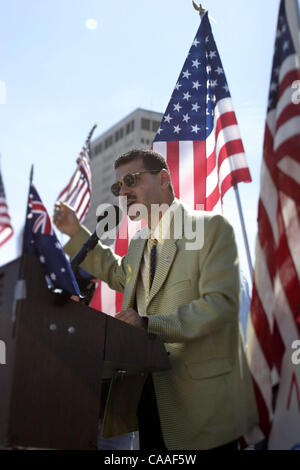 29. März 2003; San Francisco, CA, USA; Irak-Refguee spricht auf Unterstützung der Truppen Rallye in San Francisco. Stockfoto