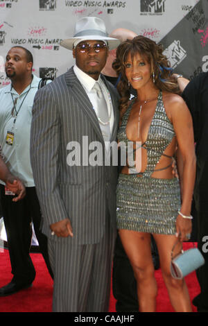 Rapper 50 CENT und VIVICA FOX ankommen für die 2003 MTV Video Music Awards statt @ Radio City Music Hall. Stockfoto