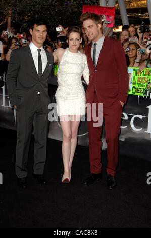 24. Juni 2010 - Los Angeles, Kalifornien, USA - TAYLOR LAUTNER, KRISTEN STEWART, ROBERT PATTINSON, Teilnahme an der Los Angeles Film Festival Premiere von "The Twilight Saga Eclipse'' Held in The Nokia Theater In Los Angeles, Kalifornien am 24. Juni 2010. 2010..K65245LONG(Credit Image: © D. Long/Globe Stockfoto