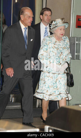 6. Juli 2010 kommen ll - New York, New York, USA - QUEEN ELIZABETH und Prinz PHILIP bei den Vereinten Nationen. (Bild Kredit: Nancy Kaszerman/ZUMApress.com ©) Stockfoto
