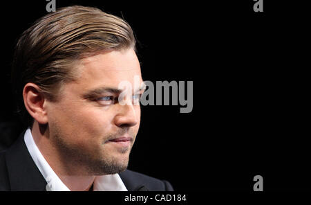 21. Juli 2010 - Tokyo, Japan - Schauspieler Leonardo DiCaprio fördert seinen neuesten Film "Inception" während einer Pressekonferenz im Ritz-Carlton Tokyo am 21. Juli 2010 in Tokio, Japan. Der Film wird in Japan am 23 Juli geöffnet. (Bild Kredit: ¬ © Junko Kimura/ZUMApress.com) Stockfoto