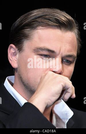 21. Juli 2010 - Tokyo, Japan - Schauspieler Leonardo DiCaprio fördert seinen neuesten Film "Inception" während einer Pressekonferenz im Ritz-Carlton Tokyo am 21. Juli 2010 in Tokio, Japan. Der Film wird in Japan am 23 Juli geöffnet. (Bild Kredit: ¬ © Junko Kimura/ZUMApress.com) Stockfoto