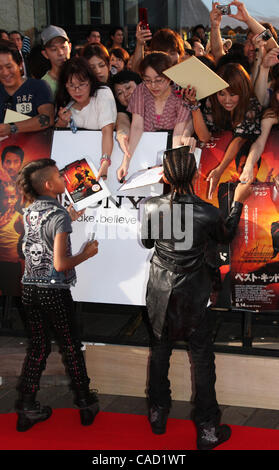 5. August 2010 - besuchen Tokyo, Japan - Jaden Smith und Willow Smith Sie die japanische Erstaufführung von "Karate Kid" auf dem roten Teppich am Roppongi Hills am 5. August 2010 in Tokio, Japan. (Kredit-Bild: © Koichi Kamoshida/Jana/ZUMApress.com) Stockfoto