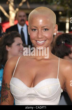 24. Juni 2010 statt im Nokia Theater, Los Angeles - Los Angeles, Kalifornien, USA - AMBER ROSE auf der "Twilight Saga Eclispe" Los Angeles Premiere. (Kredit-Bild: © Paul Fenton/ZUMA Press) Stockfoto