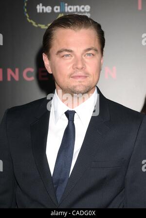 13. Juli 2010 abgehaltenen Graumans Chinese Theater, Hollywood - Los Angeles, Kalifornien, USA - Schauspieler LEONARDO DICAPRIO auf der "Inception" Los Angeles Premiere. (Kredit-Bild: © Paul Fenton/ZUMA Press) Stockfoto