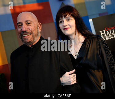 SEPT 24,2010 STUDIO Studio City, Kalifornien, USA. Haus der 1000 Leichen Sid Haig kommt bei den Universal Studios Hollywood Ã "Halloween Horror NightÃ" mit den Eyegore Awards ehrt Personen, die ihre unauslöschlichen und erschreckende Momente auf dem Gebiet der Horror in Filmen zum Leben erweckt. Stockfoto