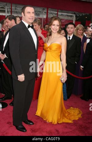 24. Februar 2008 - Hollywood, Kalifornien, US - I13031CHW. DER 80. OSCARVERLEIHUNG. (ANKUNFT) DAS KODAK THEATRE, LOS ANGELES CA 24.02.2008.  --2008.JOHN TRAVOLTA Frau KELLY PRESTON(Credit Image: © Clinton Wallace/Globe Photos/ZUMAPRESS.com) Stockfoto