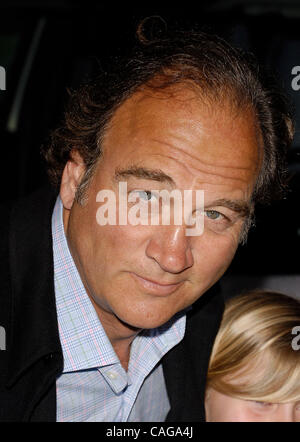 19. Februar 2008; Burbank, Kalifornien, USA; Schauspieler JIM BELUSHI bei den "Chevy Felsen der Zukunft" die Walt-Disney-Studios. Obligatorische Credit: Foto von Vaughn Youtz/ZUMA Press. (©) Copyright 2007 von Vaughn Youtz. Stockfoto