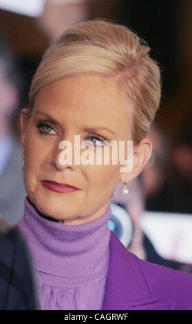 4. Februar 2008 statt - New York, NY, USA - Frau CINDY MCCAIN bei republikanische Präsidentschaftskandidat JOHN MCCAIN Kampagne aussehen in Vanderbilt Hall in der Grand Central Station.  (Kredit-Bild: © Nancy Kaszerman/ZUMA Press) Stockfoto