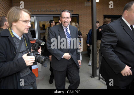 17. Januar 2008: Gouverneur von Arkansas Mike Huckabee Kampagnen bei einem republikanischen Präsidentschaftswahlkampf Stopp Donnerstag, 17. Januar 2008 an der Jervey Athletic Center auf dem Campus der Clemson University. Stockfoto