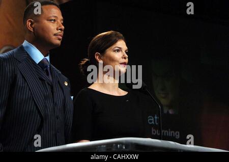 20. Dezember 2007 - Hollywood, Kalifornien, USA - Terrence Howard und Jeanne Tripplehorn während der Bekanntgabe der Nominierungen für die 14. Annual Screen Actors Guild Awards, gehalten an der Pacific Design Center SilverScreen Theater, am 20. Dezember 2007, in West Hollywood, Kalifornien...  -2007.K5 Stockfoto