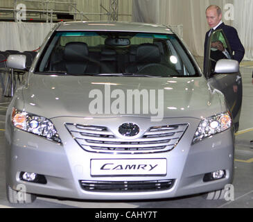 Neubau Toyota-Werk in St. Petersburg-Vororten von Schuschary, 21. Dezember 2007. Vladimir Putin besucht die feierliche Eröffnung des Toyota-Werk. Stockfoto
