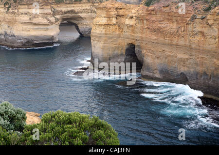 5. Januar 2008 - Port Campbell National Park, ist Victoria, Australien - die Loch Ard Gorge Teil des Port Campbell National Park, Victoria, Australien, ca. 10 Autominuten westlich von The Twelve Apostles. Es ist eine sichtbare Beispiel für den Prozess der Erosion in Aktion. Die Schlucht ist benannt nach dem Klipper Stockfoto