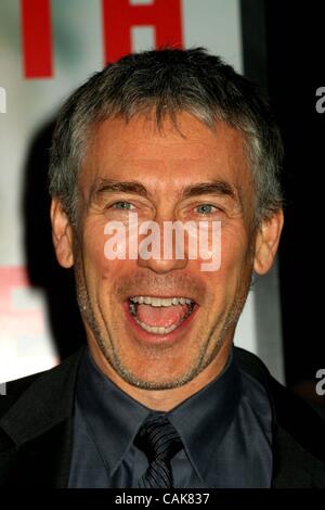 24. September 2007 - New York, New York, US - K54792ML. US-PREMIERE VON "MICHAEL CLAYTON". ZIEGFELD THEATER, NYC 24.09.2007.  -2007.TONY GILROY (Kredit-Bild: © Mitchell Levy/Globe Photos/ZUMAPRESS.com) Stockfoto