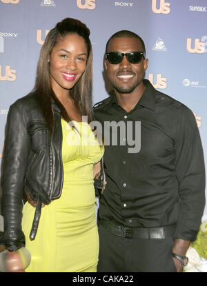 Sep 26, 2007; Hollywood, Kalifornien, USA;  Rapper KANYE WEST auf der uns Magazin Hot Hollywood Party statt im Club Opera, Hollywood. Obligatorische Credit: Foto von Paul Fenton/ZUMA Press. (©) Copyright 2007 von Paul Fenton Stockfoto