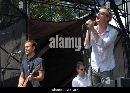 Sept. 16, 2007-Austin, TX; USA, gelegen in Austin Sänger MATT BERNINGER von der Band The National Höchstleistungen live die 2007 Austin City Limits Music Festival, das im Zilker Park stattfand. Copyright 2007 Jason Moore. Obligatorische Credit: Jason Moore Stockfoto