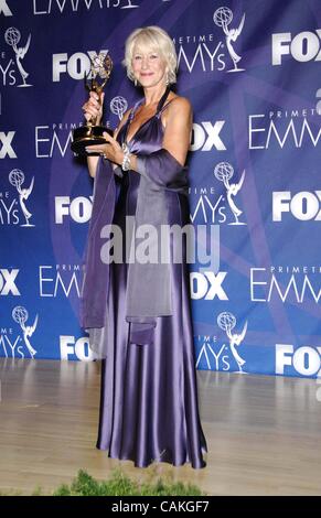 17. September 2007 - Hollywood, Kalifornien, USA - Helen Mirren bei der 59. Annual Primetime Emmy Awards, statt im Shrine Auditorium am 16. September 2007, in Los Angeles...  -K54677MGE(Credit Image: © Michael Germana/Globe Photos/ZUMAPRESS.com) Stockfoto