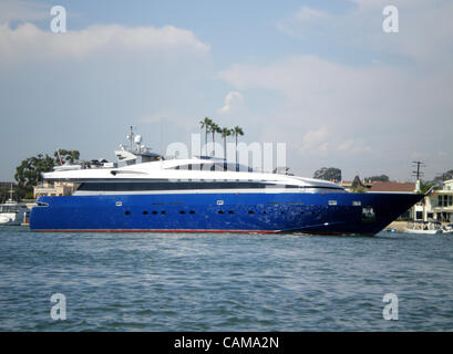 Sep 03, 2007 - Newport Beach, CA, USA - A-million-Dollar-Yacht-Kreuzfahrten durch Newport Bay. (Kredit-Bild: © Camilla Zenz/ZUMA Press) Stockfoto