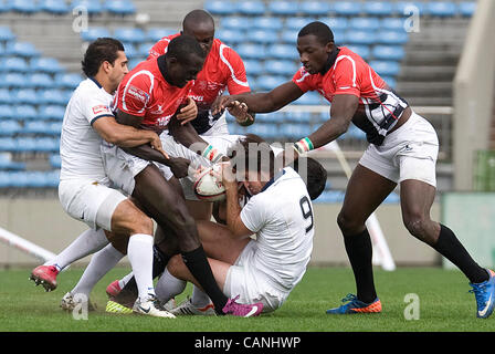 Action von der Kenia Vs Argentinien-Spiel in einem Vorrundenspiel 7 von 7 s Rugby-Weltmeisterschaft in Tokio am 31. März 2012. Argentinien gewann 15: 7.  Fotograf: Robert Gilhooly Stockfoto