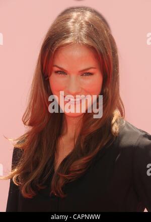 Kelly Overton im Ankunftsbereich für THE THREE STOOGES Premiere, Graumans Chinese Theatre, Los Angeles, CA 7. April 2012. Foto von: Dee Cercone/Everett Collection Stockfoto