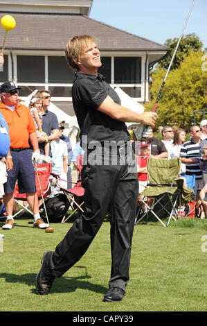 9. April 2012 - Myrtle Beach, South Carolina; USA - Musiker JACK INGRAM beteiligt sich die 18. jährliche Montag nach The Celebrity pro-am Golf Masters, die im Barefoot Landing Golf Resort liegt in Myrtle Beach stattfand.  Copyright 2012 Jason Moore. (Kredit-Bild: © Jason Moore/ZUM Stockfoto