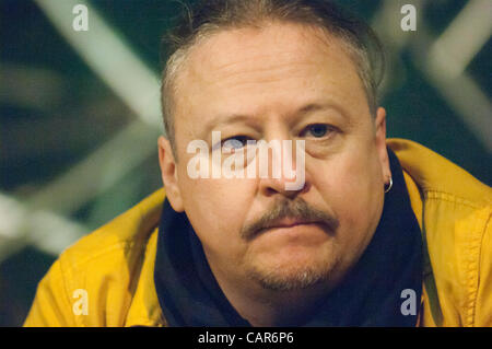 Nikolai Khalezin auf einer Pressekonferenz am Theater in Rom, Italien, Indien mit Mitgliedern des Theaters Belarus Free, aus Minsk, Weißrussland, die drei Stücke präsentieren. Im Jahr 2007 waren Mitglieder der Theatergruppe eingesperrt durch die Regierung von Belarus aber später wieder freigelassen. Stockfoto