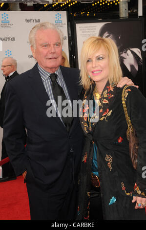 12. April 2012 - Los Angeles, Kalifornien, USA - Robert Wagner, Katie Wagner besucht die Weltpremiere der 40. Jahrestag Wiederherstellung der '' Kabarett '' im Grauman es Chinese Theatre in Hollywood, Kalifornien am 12.04.12 statt. 2012 (Kredit-Bild: © D. Long/Globe Photos/ZUMAPRESS.com) Stockfoto