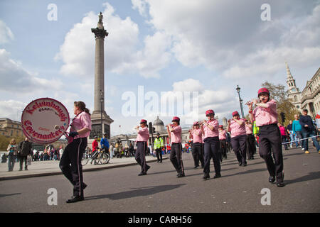 LONDON, UK, 14. April 2012 Herr Carson Memorial Apprentice Boys Parade durch London. Stockfoto