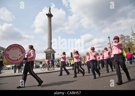 LONDON, UK, 14. April 2012 Herr Carson Memorial Apprentice Boys Parade durch London. Stockfoto