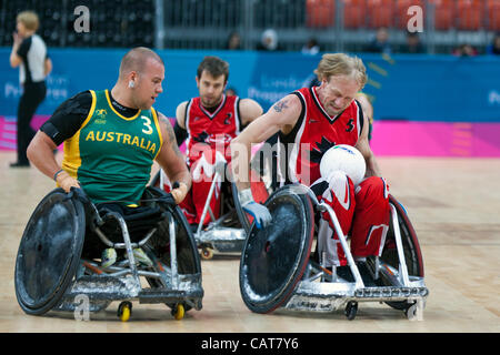 Australien V Kanada, The London International Invitational Rollstuhl Rugby-Turnier, 18 Apr 12, Basketball-Arena, Olympiapark, London, UK. Stockfoto