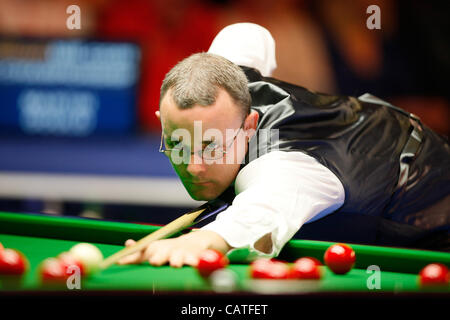 MARTIN GOULD UK SNOOKER CHAMPIONSHIP YORK BARBICAN YORK ENGLAND 7. Dezember 2011 Stockfoto