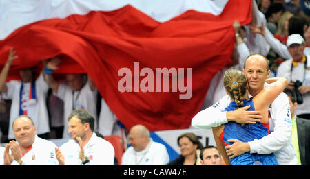 Petra Kvitova (CZE) gewannen das Halbfinale Fed-Cup-match Tschechische Republik vs. Italien in Ostrava, Tschechische Republik, 21. April 2012. (Foto/Jaroslav Ozana CTK) Stockfoto