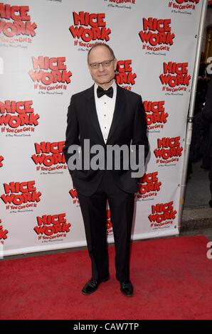 bei der Ankunft für die schöne Arbeit IF YOU CAN GET IT Opening Night am Broadway, The Imperial Theatre, New York, NY 24. April 2012. Foto von: Eric Reichbaum/Everett Collection Stockfoto