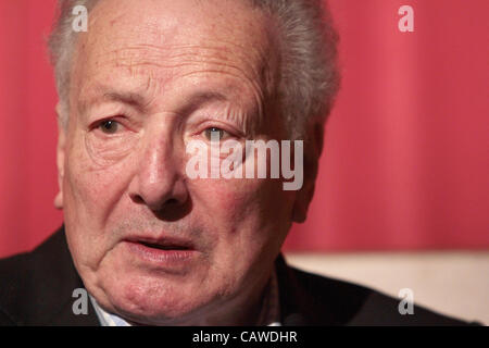 Mittwoch, 25. April 2012 Film Regisseur Robin Hardy bei der Premiere von "The Wicker Tree', eine Fortsetzung zu The Wicker Man, das er auch leitete Stockfoto